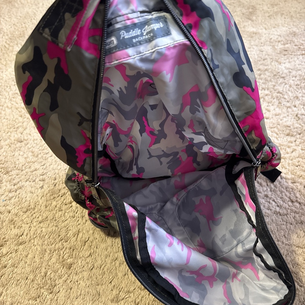 Lug Urban Camo Backpack - Pink and Gray - Picture 3 of 3